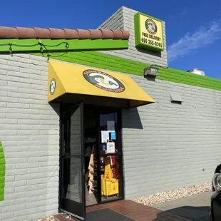 the entrance to the restaurant