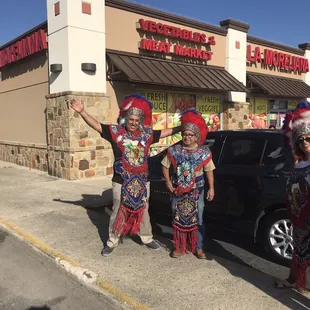 Outside LA MORELIANA MEAT MARKET AND TAQUERIA