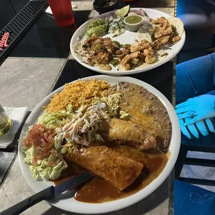 Tacos de camarones and smothered combo