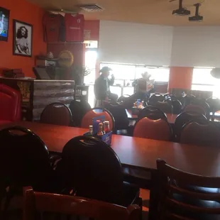 The big dogs con sombrero come eat here