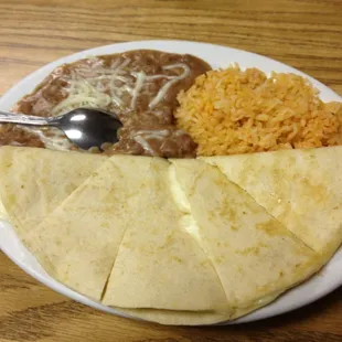 Kids meal quesadilla, rice and beans