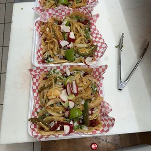 Rico's tacos de trompo Muchos especiales!!!&amp;