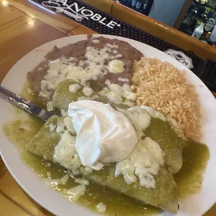 Shrimp Enchiladas En Salsa Verde