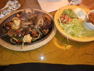 Damian Restaurant