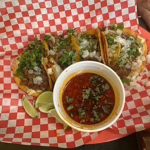 Asada and chorizo tacos