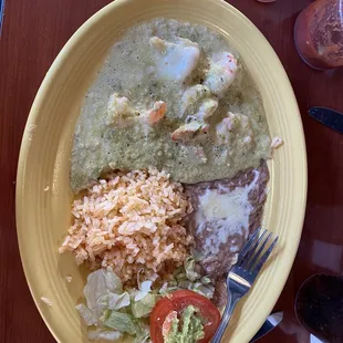 Camarones en crema verde