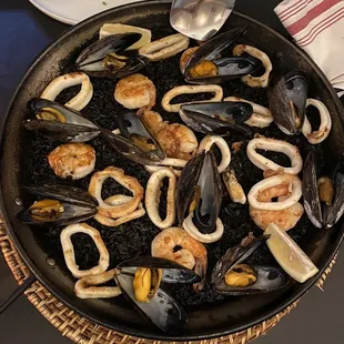 Negra Paella