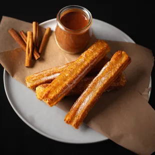 Churros con chocolate