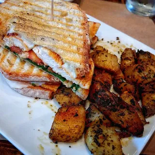 Chicken Pesto Panini Lunch