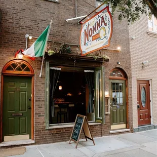 the entrance to the restaurant