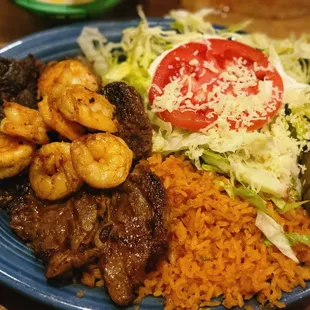 Steak Tampenquino (steak and shrimp) my fave!