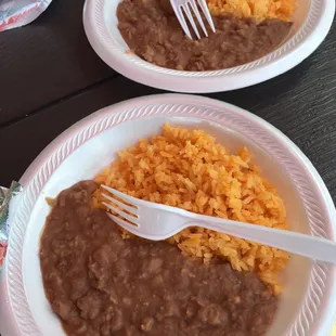 Delicious refried beans and rice (AUTHENTIC!)