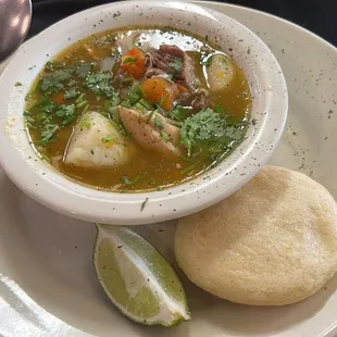 Is only half order of soup of chicken and meat, and is the most delicious soup ever served in the last 13 years