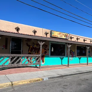 It's a little family run business just across the street from a neighborhood park. Have a nice meal then let the kids play...