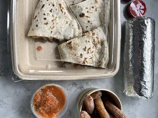 Guapas Mexican Grill