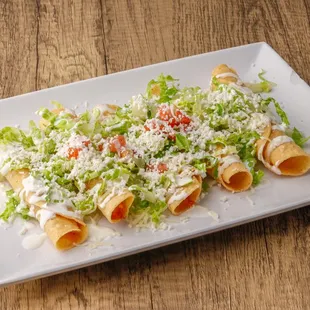 flautas de pollo.