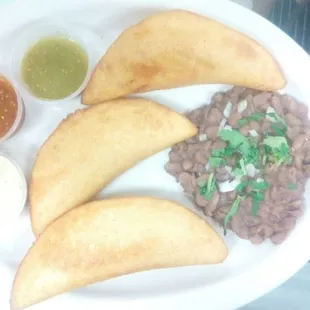 a plate of mexican food