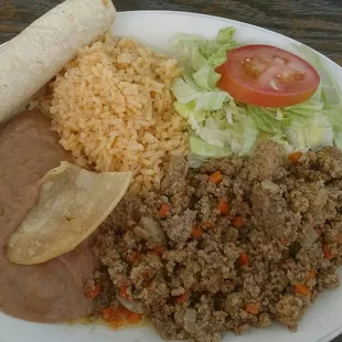 Picadillo plate @ La Olla. Not what I was expecting but, still ok.