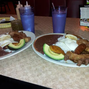 My favorite item on the menu: bandeja paisa. There are no words to describe how delicious this dish is. Just try it!