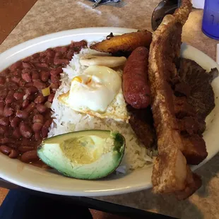 Bandeja paisa grande! Ridiculously good!