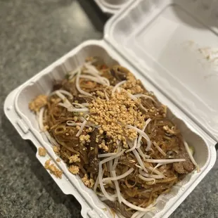 Beef Pad Thai