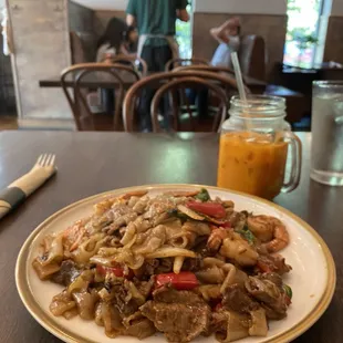 Drunken Noodle