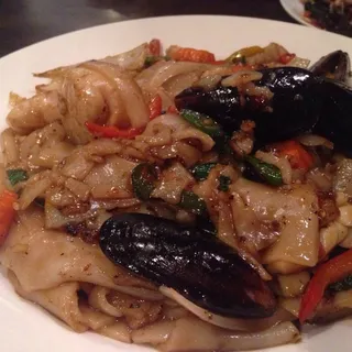 Drunken Noodle