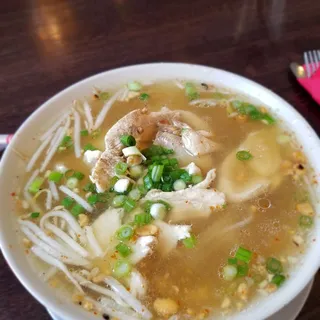 Tom Yum Noodle Soup