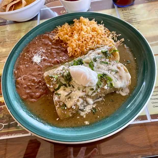 Lovely chicken enchiladas verdes (lunch special)