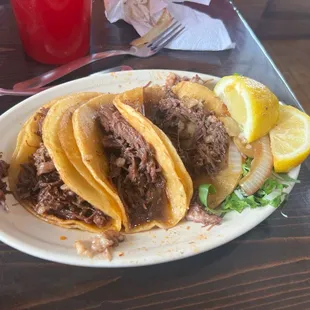 This is is disgusting and sloppy un clean meat