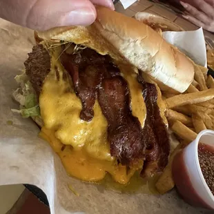 Bacon cheeseburger