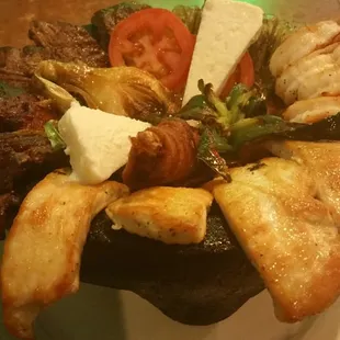 Molcajete con todo