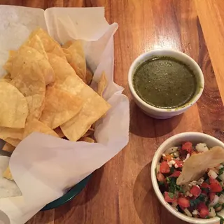Chips & Salsa