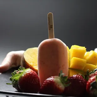 Mango with Strawberry