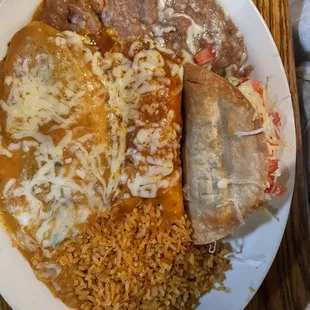 Combination plate chile relleno enchilada and C8. Hardshell Taco &amp; Chile Relleno Combination Plate