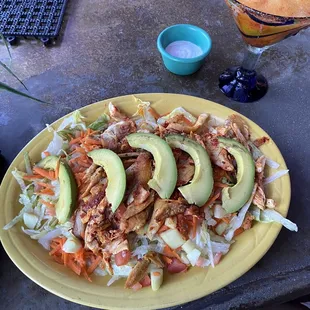 La Palma Salad w/chkn. The chicken is perfectly seasoned. Squeezed lemon as a dressing does not cut it so I got ranch dressing on the side.