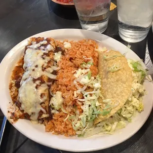 Taco &amp; enchilada lunch.