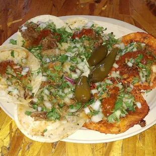 Taco De Chicharron