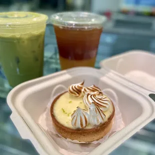 Lemon tart with matcha latte and plantation ice tea with pineapple jelly
