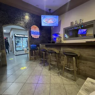 sushi and sashimi, interior