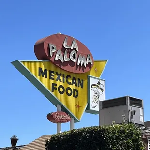 a sign for a mexican food restaurant