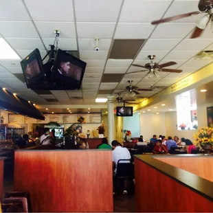 La panaderia de Paris 07/13/14. Dinning area.