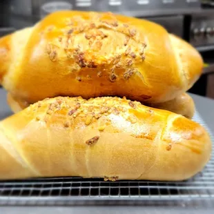 Cheese stuffed bread (Pan con queso)