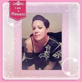Kelly S.