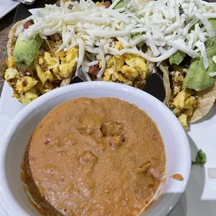 Taco de huevo with refried beans. As good as it looks!
