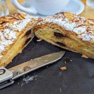 Almond/chocolate croissant