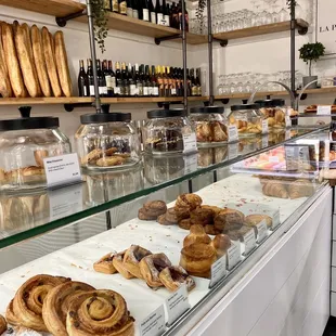 donuts, interior