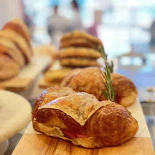 Ham &amp; cheese croissant