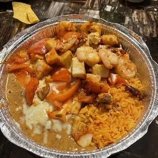 Pollo Mariscos