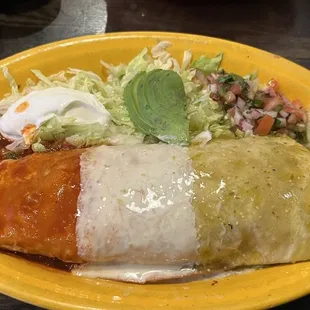 I ordered the Burrito Mexicano!!...